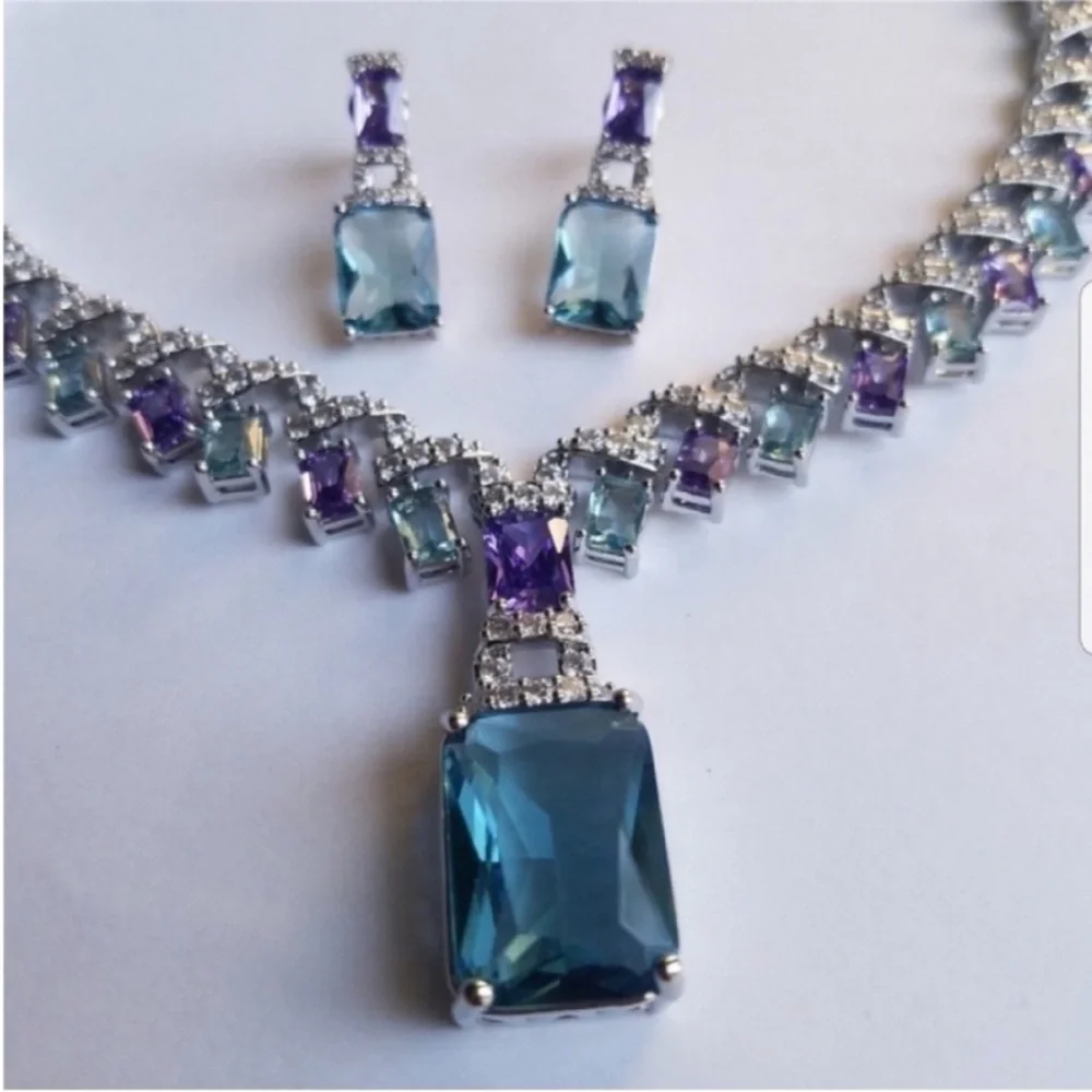 Swarovski Purple and Blue Crystal Earrings - Picture 3 of 8